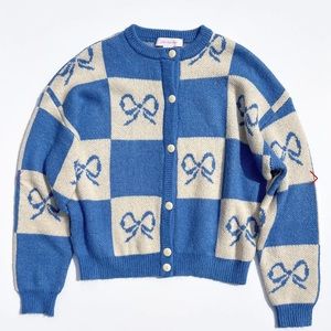 Lisa says gah Lauda cardigan in red